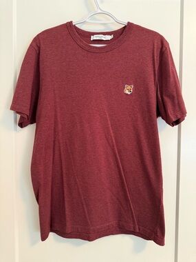 MAISON KITSUNE Men's Maroon Short-Sleeve Fox Patch Tee